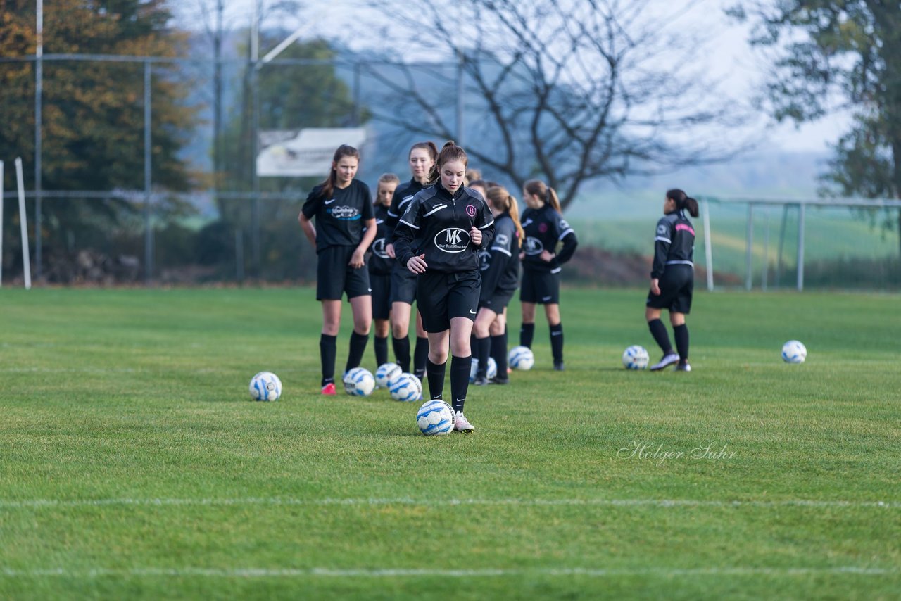 Bild 136 - wBJ MSG Steinhorst-Krummesse - VfL Pinneberg : Ergebnis: 2:0